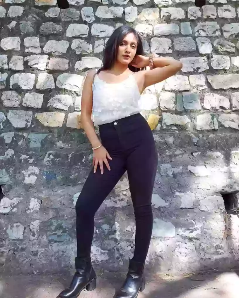 Angel rai girl phone numbers whatsapp numbers advance cash delivery ahmedabad