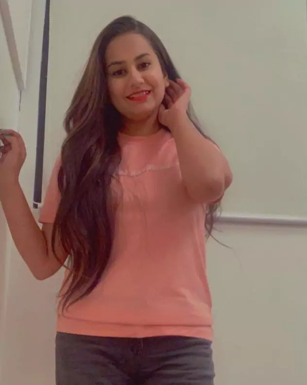 ayushi jain look like sunny leone hot call girl luck sexy escort