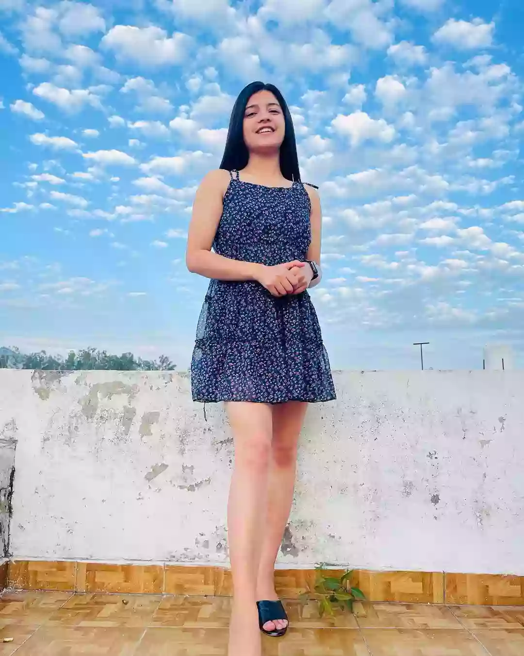 isha chauhan ahmedabad escorts service different and best you enjoy