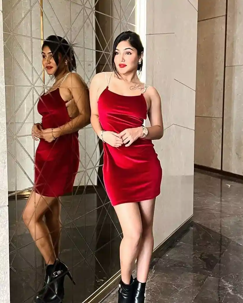 Khushi karki looking ahmedabad call girls original ahmedabad escorts masticlubs