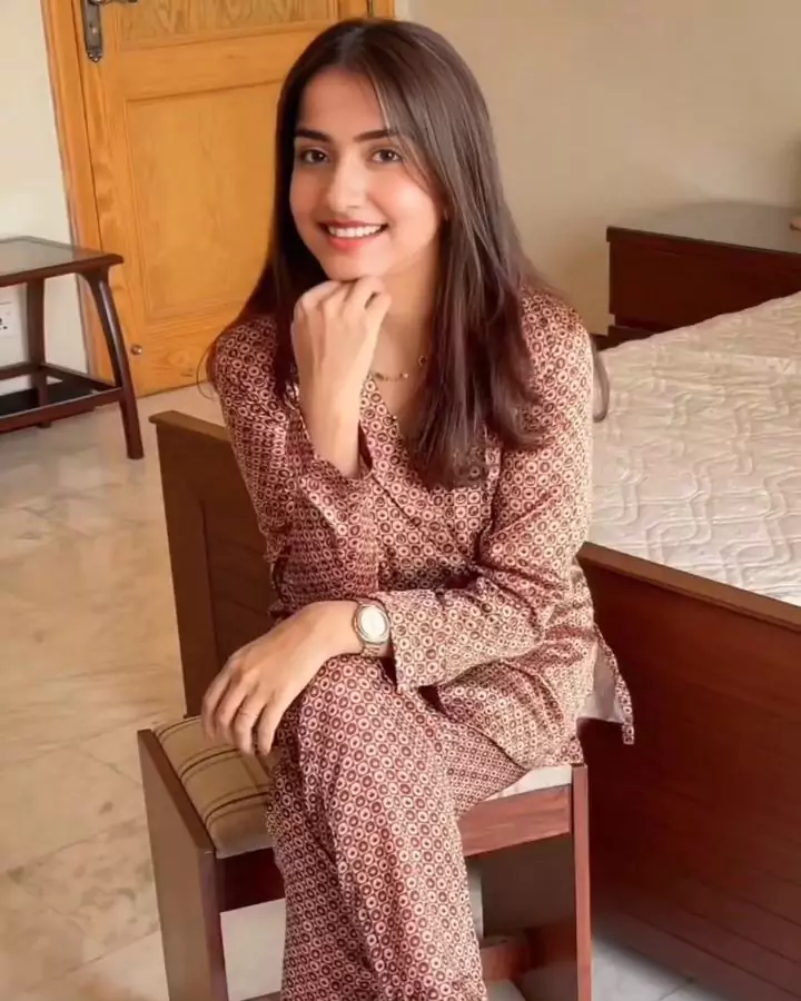 shweta singh independent sex call girl escort serving cuffe parade technique sexual insinuation escort