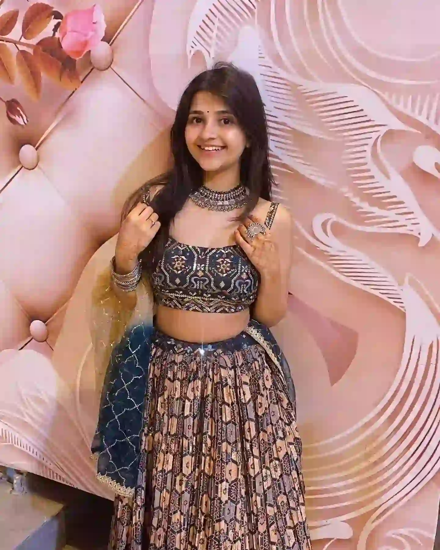 Kaveya sharma hyderabad escort service provide types call girl including model collages